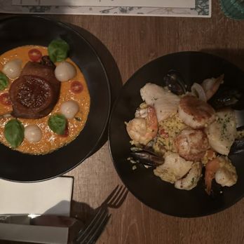 Darla Cafe - Seafood paella and duck confit fruity curry - Asian Fusion Near Me - Saratoga, California Darla Cafe - Seafood paella and duck confit fruity curry - Asian Fusion Near Me - Saratoga, California