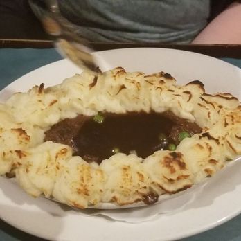 Jackie Reilly's - Shepherd's pie  was really good - American Near Me - Bethpage, New York