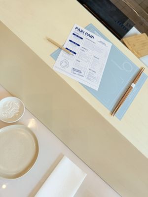 PARI PARI Handroll Bar by null