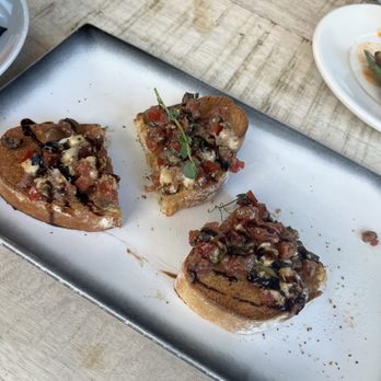 Leonardo's - Bruschetta - Italian Near Me - Rotorua, BOP Leonardo's - Bruschetta - Italian Near Me - Rotorua, BOP