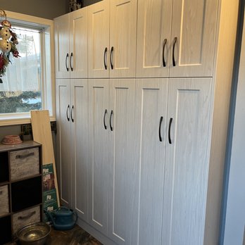 FERO Construction - purposely designed mudroom cabinets, just beautifully done, look perfect in this small mudroom - General Contractors Near Me FERO Construction - purposely designed mudroom cabinets, just beautifully done, look perfect in this small mudroom - General Contractors Near Me