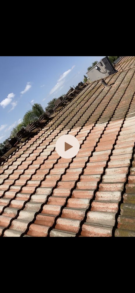 Slide of Alexander’s Roofing