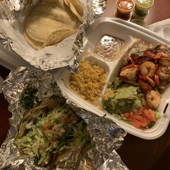 El Famous Burrito Order Food Online 73 Photos 143 Reviews