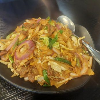 Home Eat - Beef chow fun - Hot Pot Near Me - Sunnyvale, California