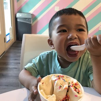 Snowee Rolls - Ice Cream & Frozen Yogurt Near Me - Morgan Hill, California
