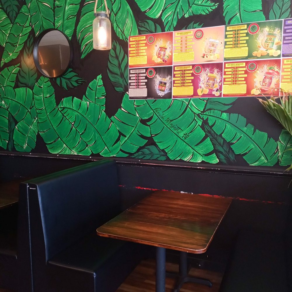 Desmond's Island Soul Grill - Seating area - Caribbean Near Me - Virginia Beach, Virginia