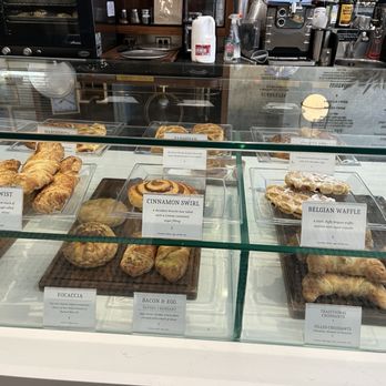 Café Crèmerie - Cafes Near Me - Chicago, Illinois