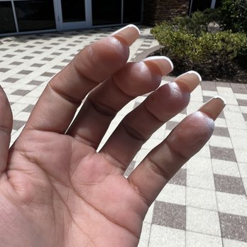 Flexi Nails & Spa - For 100.00 treatment they should offer clean immediately after spray all over the skin - Nail Salons Near Me - Orlando, Florida
