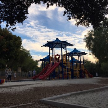 Carmel Mountain Ranch Community Park - Parks Near Me - San Diego, California