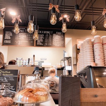 The Roasted Bean - Inside - Coffee & Tea Near Me - Bristol, Connecticut