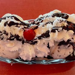 Union Dairy - Coconut sundae