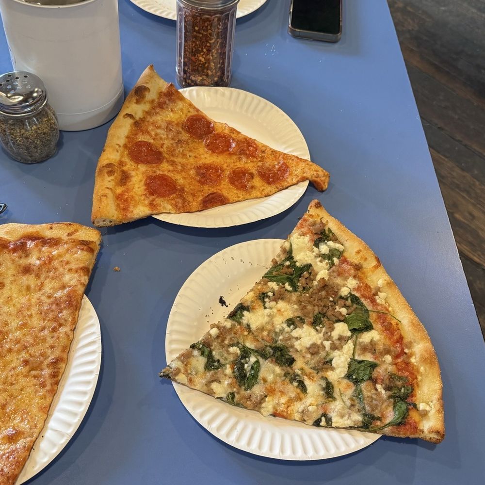 Za Pizza - Cheese, Pepperoni and Bluto Slices - Pizza Near Me - San Francisco, California Za Pizza - Cheese, Pepperoni and Bluto Slices - Pizza Near Me - San Francisco, California