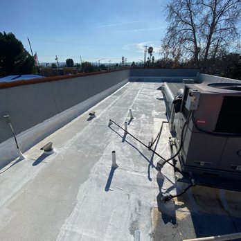 California Green Roofing - Roofing Near Me - Reseda, California