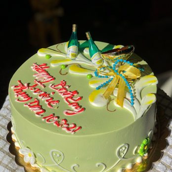 Lily's Bakery - Pandan Coconut Cake - Bakeries Near Me - Westminster, California Lily's Bakery - Pandan Coconut Cake - Bakeries Near Me - Westminster, California