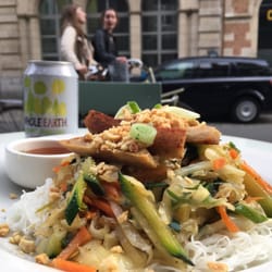Loving Hut - This noodle dish is AWEmaaaazing!!!