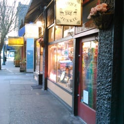 Antique Junkie - Store front
