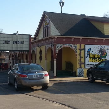 Fiesta Mexicana - Front entrance - Mexican Near Me - La Crosse, Wisconsin Fiesta Mexicana - Front entrance - Mexican Near Me - La Crosse, Wisconsin