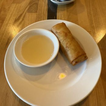 The Best Thai restaurant - Egg roll with great sauce - Thai Near Me - Jacksonville, Florida