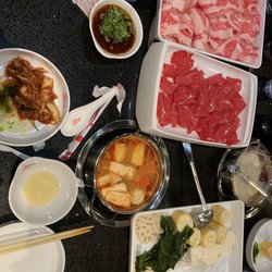 Chong Qing Hot Pot