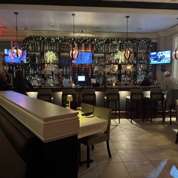 Banchetto Feast - Larger bar area - Seafood Near Me - Nanuet, New York