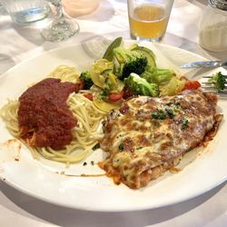La Cantina - Chicken Parmigiana