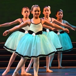 Dancemaker - dancemaker, dance lessons, Performing arts Studio, Ballet, Tap, Jazz Funk, Hip-Hop, Lyrical, Acting, Theater, Tumbling, Voice, Sing Lesson