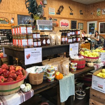 Chiles Peach Orchard - Apple-licous - Farmers Market Near Me - Crozet, Virginia Chiles Peach Orchard - Apple-licous - Farmers Market Near Me - Crozet, Virginia