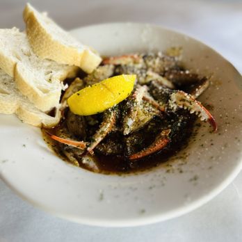 Half Shell Oyster House - Seafood Near Me - Biloxi, Mississippi