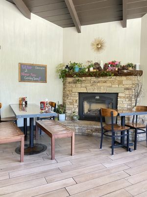 Mama's Egg House by null