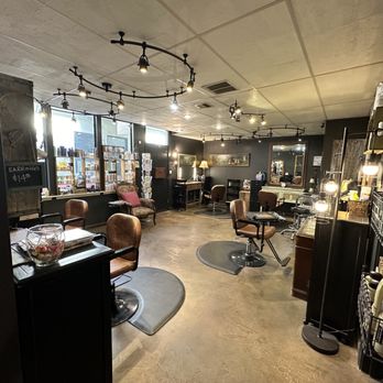 Elizabeth Nicole Salon - Tucked away, but right in the heart of downtown Walnut Creek! - Hair Salons Near Me - Walnut Creek, California Elizabeth Nicole Salon - Tucked away, but right in the heart of downtown Walnut Creek! - Hair Salons Near Me - Walnut Creek, California