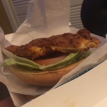 Jack in the Box - Thin dry chicken sandwich. Garbage. - Fast Food Near Me - Las Vegas, Nevada