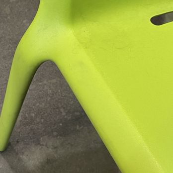 Jeremiah's Italian Ice - Dirty chairs - Ice Cream & Frozen Yogurt Near Me - Pearland, Texas