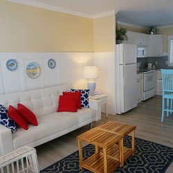 The Edgewater - Two Bedroom Apartment 1st Floor