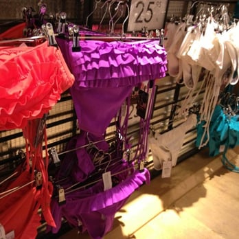 Pull and Bear - Women's Clothing Near Me - İzmir, 35 Pull and Bear - Women's Clothing Near Me - İzmir, 35
