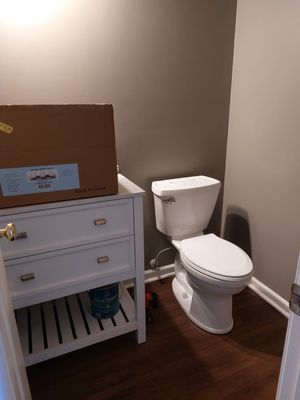Hayes Plumbing Logo