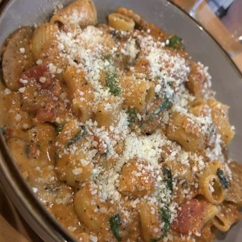 Sapori Italian Roots - Rigatoni à Rigatoni Alla Vodka - Italian Near Me - Austin, Texas Sapori Italian Roots - Rigatoni à Rigatoni Alla Vodka - Italian Near Me - Austin, Texas