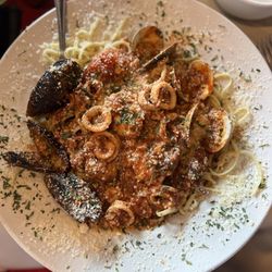 Amelia's Authentic Italian Eatery - Seafood Fra D'Avlo