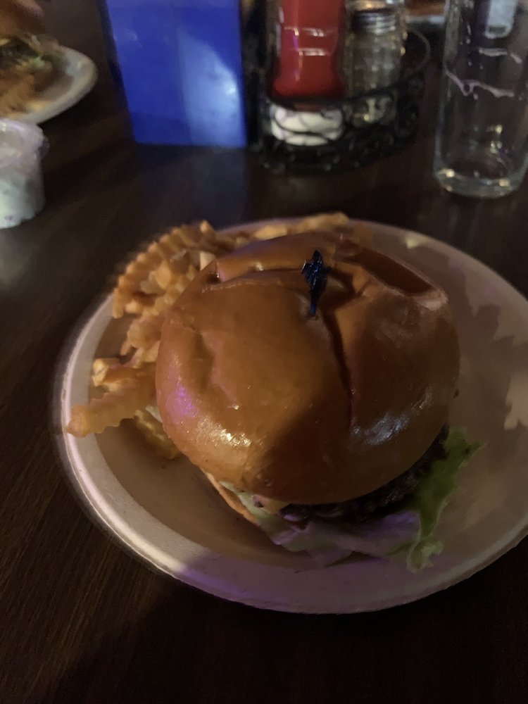 Oak Grove Tavern Logo