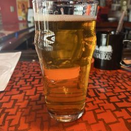Look how clean that beer glass is! Look how clean that beer glass is!