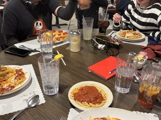 Como's Italian Restaurant by null