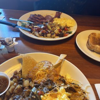 Early Birds Cafe - Breakfast & Brunch Near Me - Fresno, California Early Birds Cafe - Breakfast & Brunch Near Me - Fresno, California