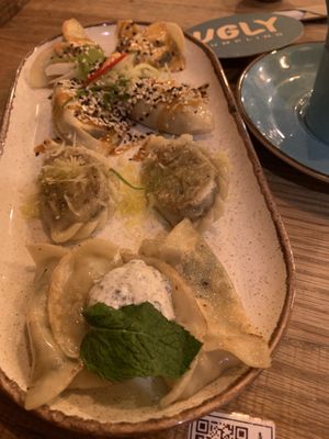 Ugly Dumpling by null