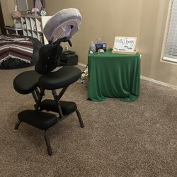 Natty's Therapy - Chair massage party