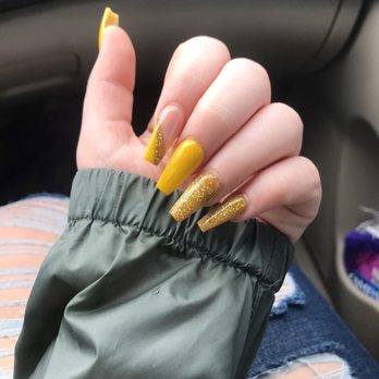Impulse Nails - Full set - Nail Salons Near Me - Hooksett, New Hampshire