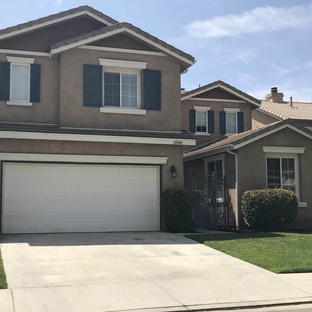 Scott's Painting - Before - Painters Near Me - Palmdale, California