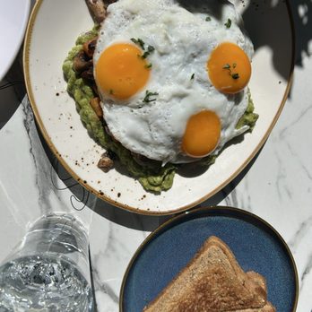 Siempre Restaurant - Protein bowl - Breakfast & Brunch Near Me - Toronto, Ontario Siempre Restaurant - Protein bowl - Breakfast & Brunch Near Me - Toronto, Ontario
