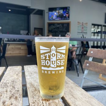 Stormhouse Brewing - Outside seating w a guest tap - American Near Me - North Palm Beach, Florida Stormhouse Brewing - Outside seating w a guest tap - American Near Me - North Palm Beach, Florida
