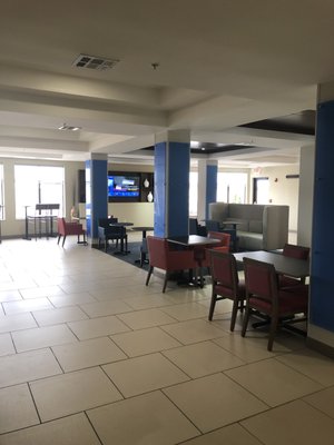 Holiday Inn Express & Suites Pryor, an IHG Hotel by null