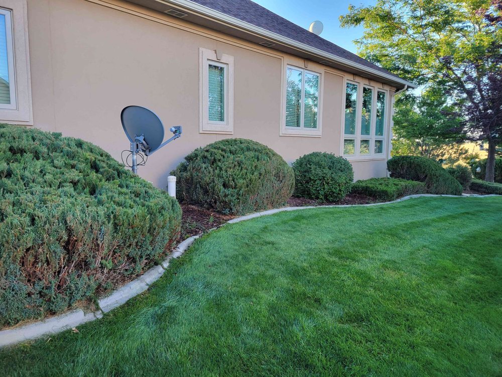 CUTTING EDGE LAWN CARE 16 Photos Gillette, Wyoming Snow Removal