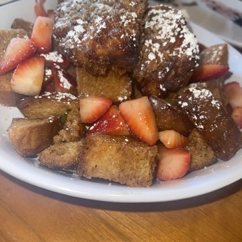 Ruby Sunshine Charlotte Southend - French Toast Bites and Chicken - Breakfast & Brunch Near Me - Charlotte, North Carolina Ruby Sunshine Charlotte Southend - French Toast Bites and Chicken - Breakfast & Brunch Near Me - Charlotte, North Carolina